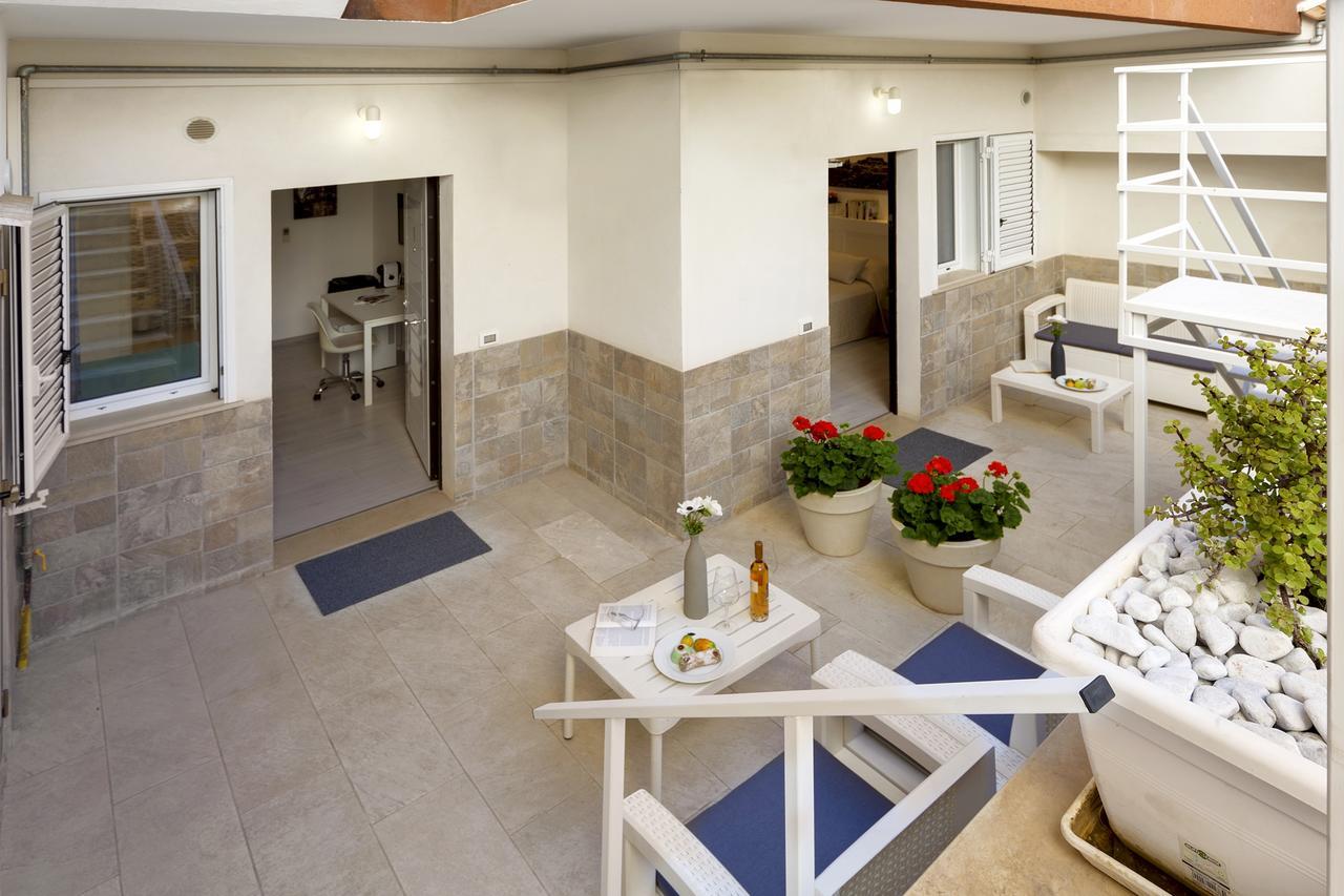 Siciliacasevacanze - Marina Domus Rooms Marina di Ragusa Exteriör bild