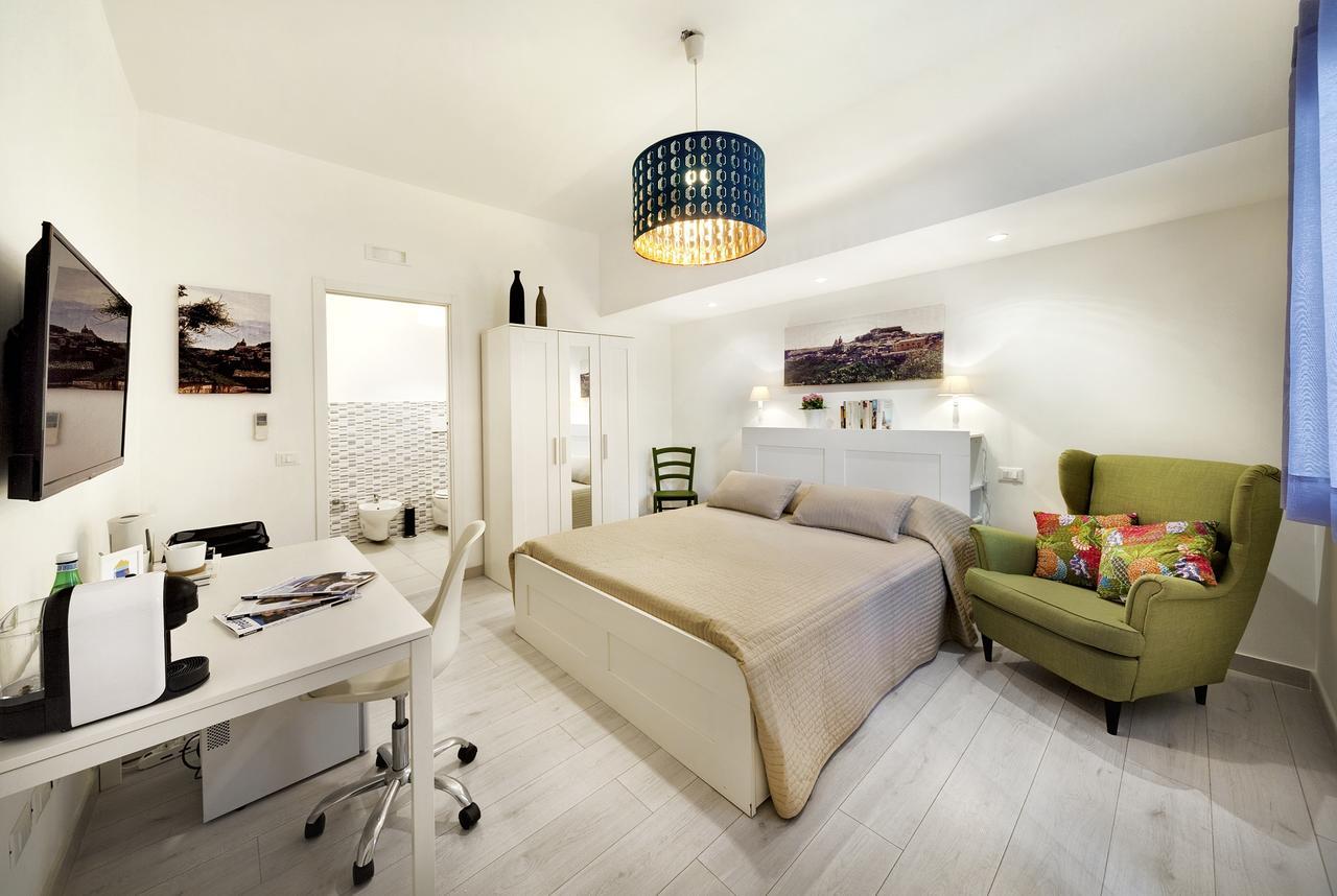 Siciliacasevacanze - Marina Domus Rooms Marina di Ragusa Exteriör bild