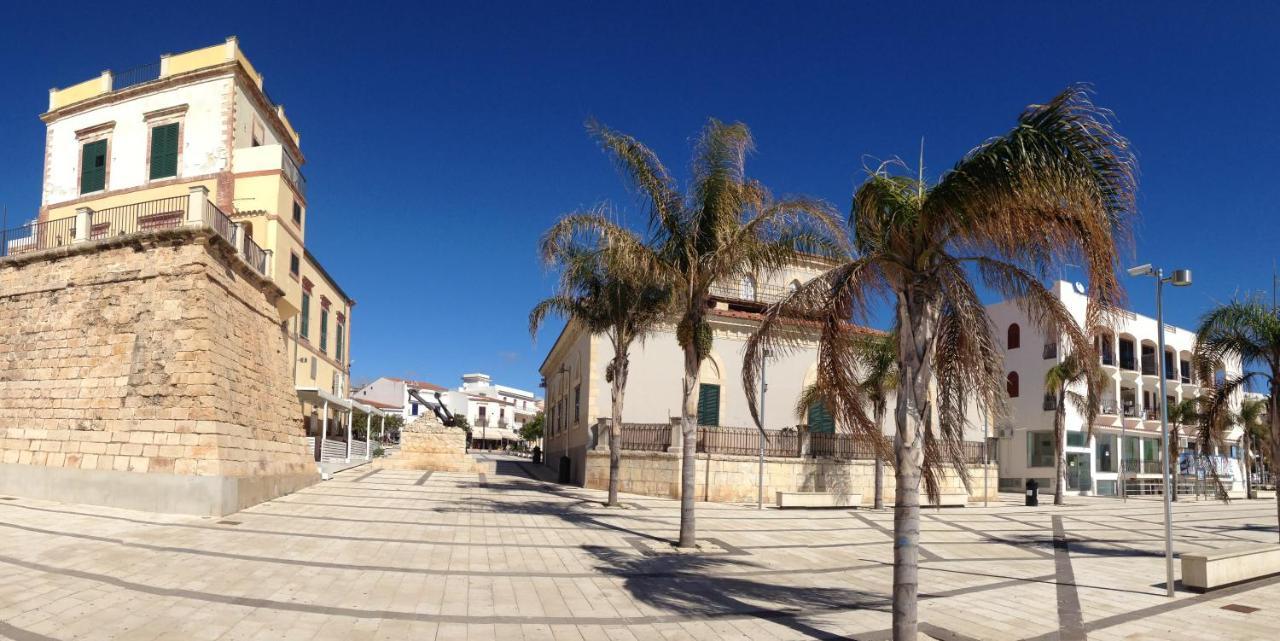 Siciliacasevacanze - Marina Domus Rooms Marina di Ragusa Exteriör bild